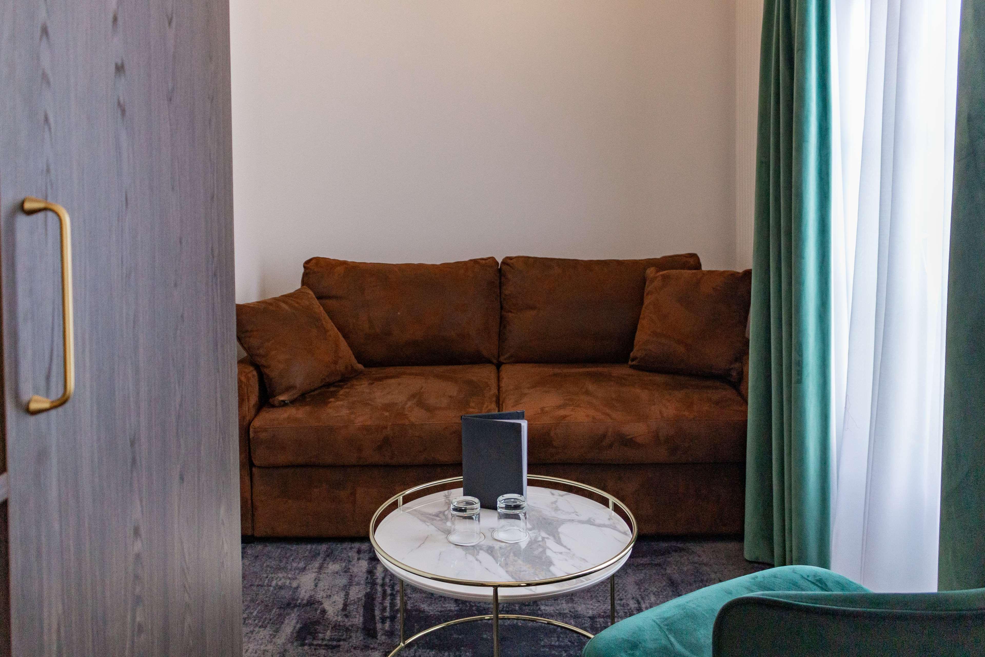 Hotel Western L'artist 4*