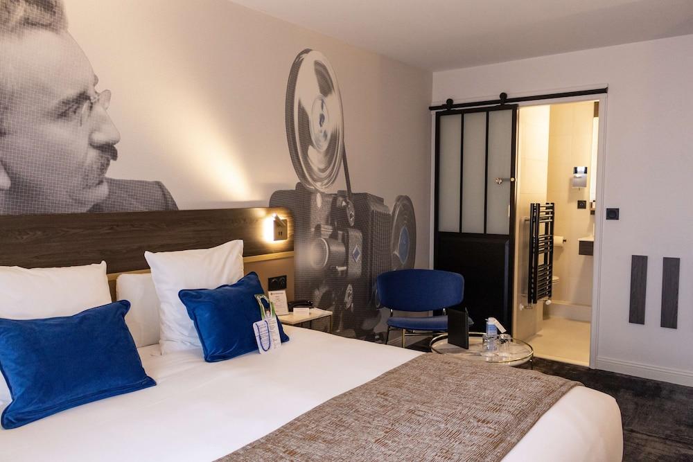 Western L'artist Hotel 4*
